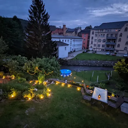 Urlaubsmagie - Farngruen - Sauna & Saisonaler Pool, Bis Zu 10p Apartmán Sebnitz