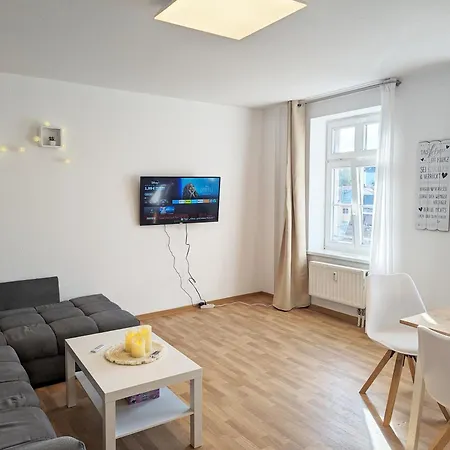 Appartement F4 - Urlaubsmagie - Grosse Fuer Bis Zu 10 Personen Sebnitz