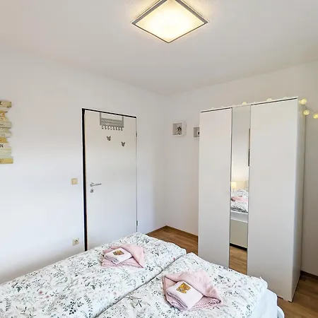 F4 - Urlaubsmagie - Grosse Fuer Bis Zu 10 Personen Sebnitz