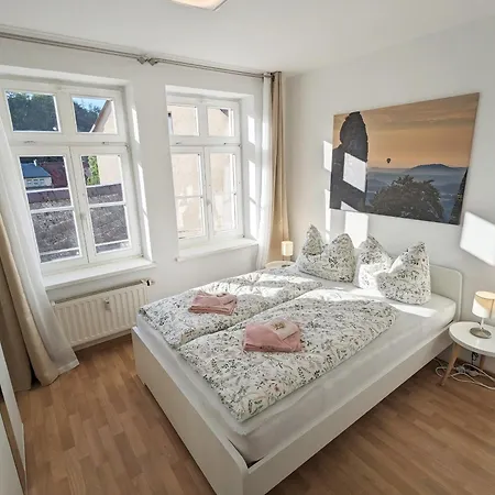 F4 - Urlaubsmagie - Grosse Fuer Bis Zu 10 Personen Apartment Sebnitz
